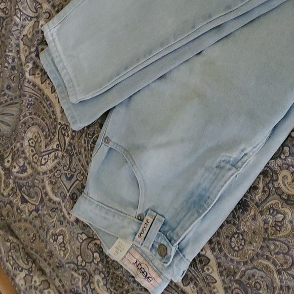 Sasson Vintage Lightweight Jeans 9/10 - Picture 3 of 8